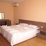 Coop Hotel 2*