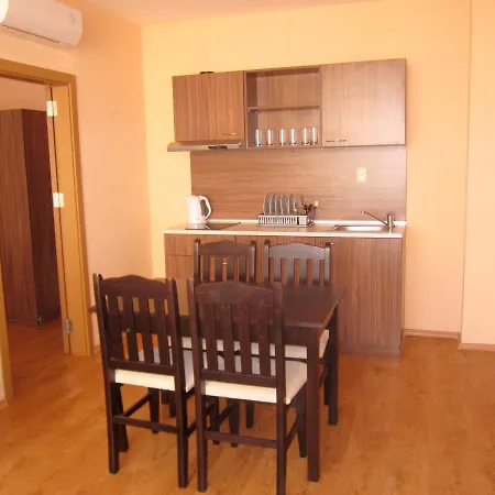 Coop 2* Obzor